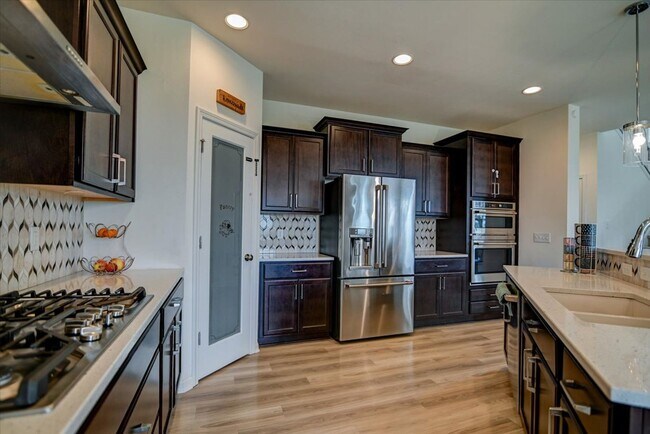 Building Photo - 2583 Dogwood Ln