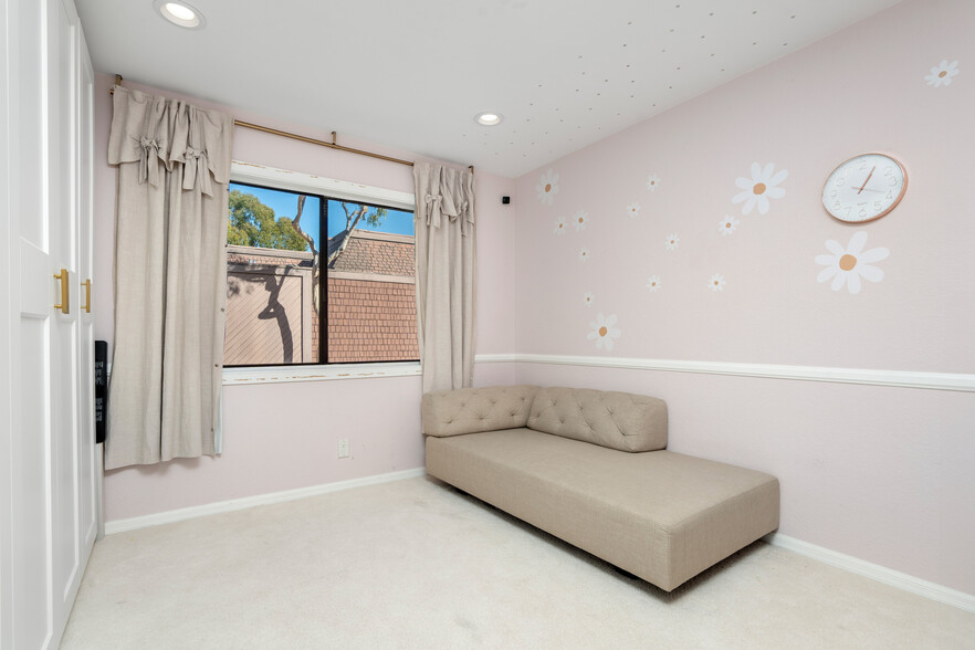 Building Photo - 4435 Alla Rd