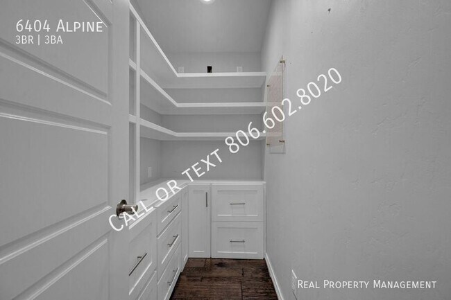Building Photo - 6404 Alpine-