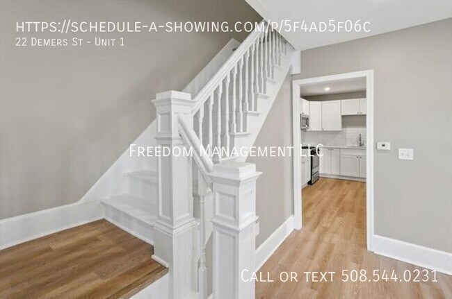 Building Photo - 22 Demers St