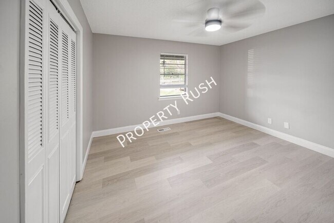 Building Photo - 7118 Shepherd View Cir