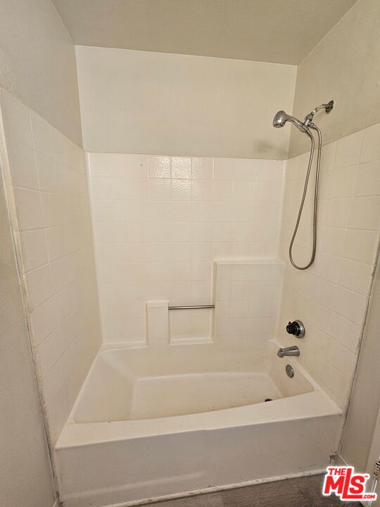 Building Photo - 10695 Plainfield St