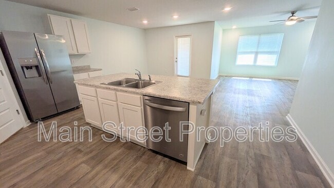 Building Photo - 10624 Queens Gate Cir