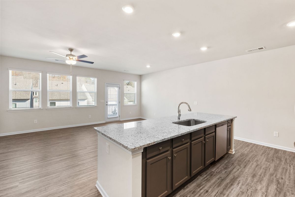 Building Photo - 384 Whitetail Cir