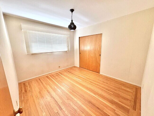 Building Photo - Peaceful Charmer Single-Story Retreat in Vallejo