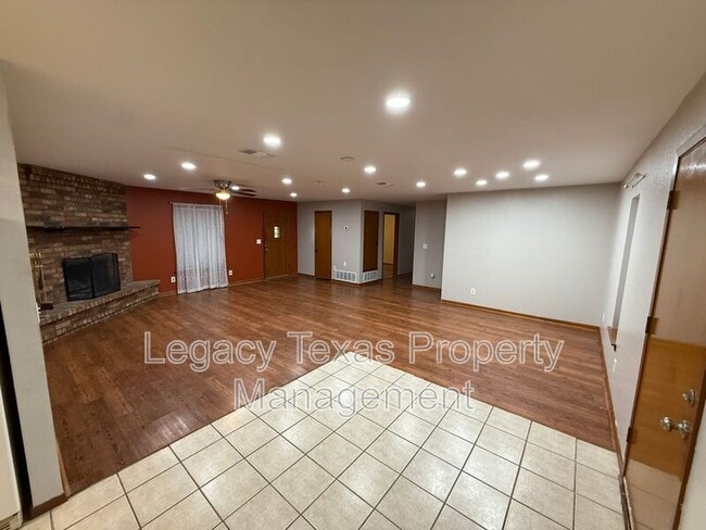 Building Photo - 32897 FM 2481