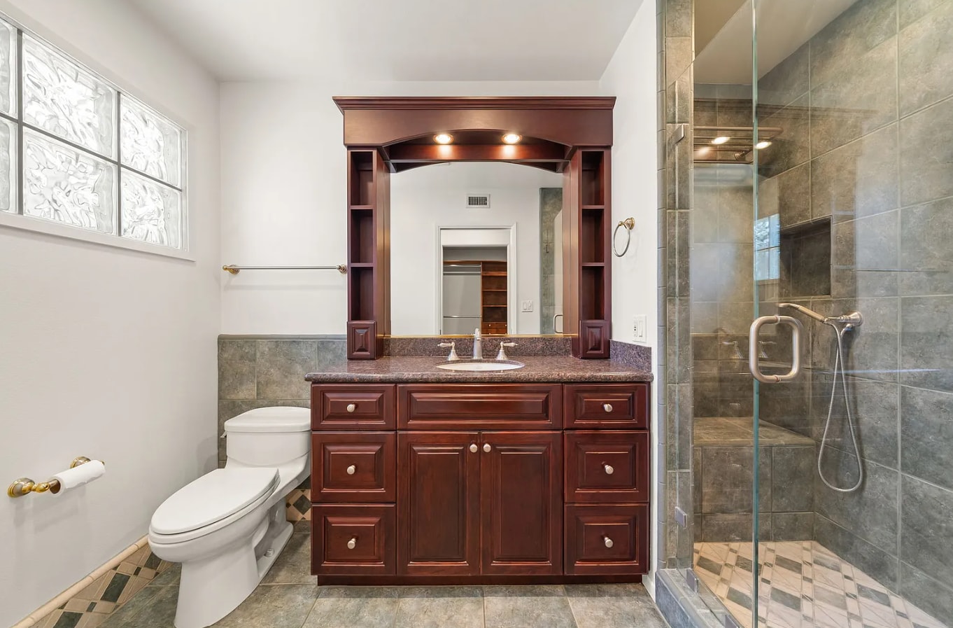 Primary Bathroom - 5441 Richmond Ave
