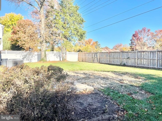 Building Photo - 1306 Mistyvale St