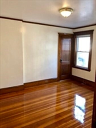 Building Photo - 32 Rawson Rd