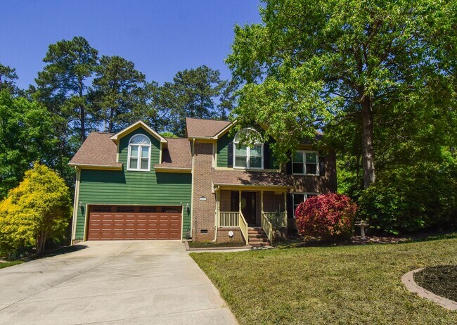 Building Photo - Coming Soon! 4 Bedroom 2.5 Bathroom With A Large Deck and 2 Car Garage! Near Methodist University