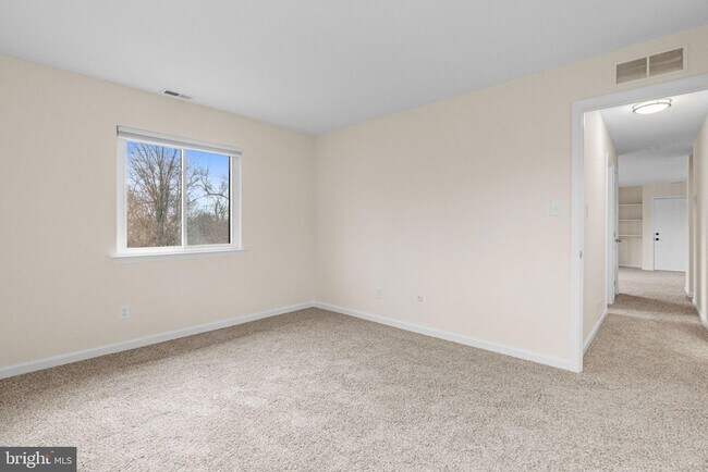 Building Photo - 408 Stockton Ct