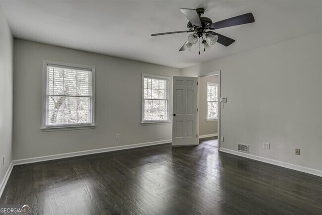 Building Photo - 4243 McClatchey Cir NE