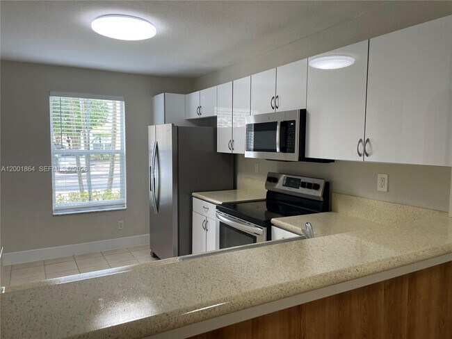 Building Photo - 12957 SW 30th Ct