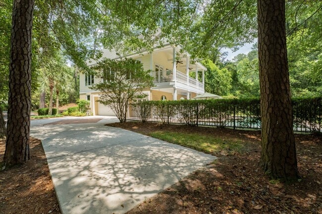 Building Photo - 1793 Highland Park Ave