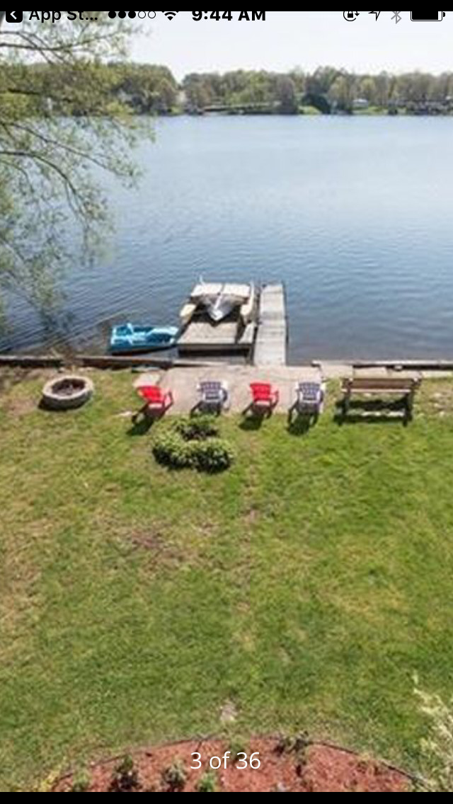 Beautiful lake living - 44 Lake Shore Dr