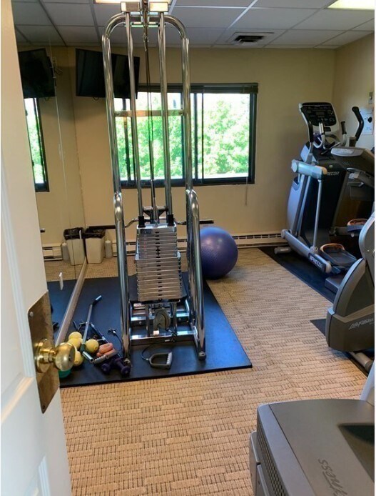 Building Photo - 125 Pleasant St