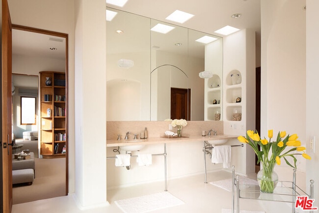 Building Photo - 57425 Palm Seco Cir