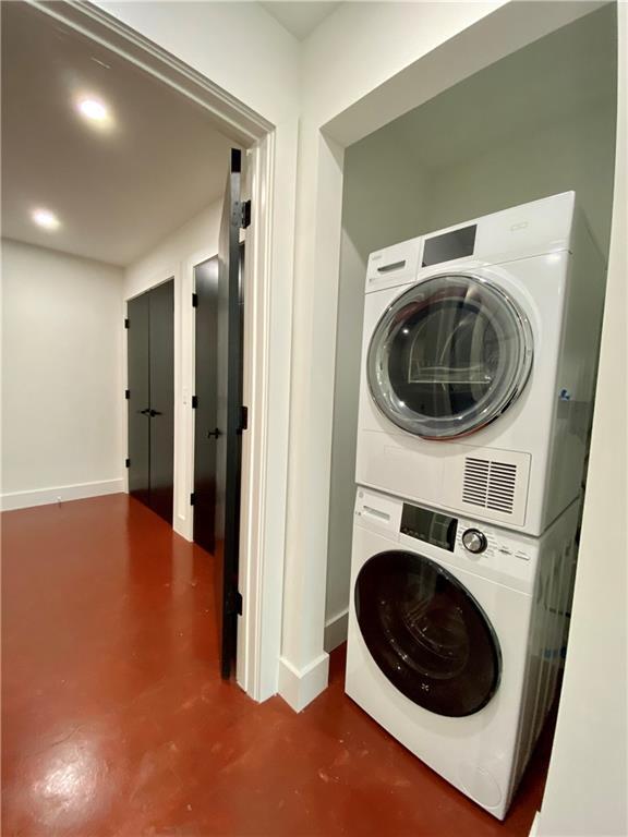 Building Photo - 111 S Main St