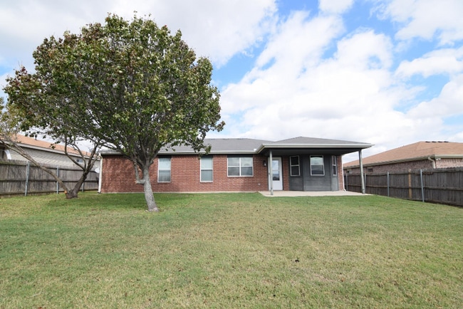 Building Photo - 4402 Matt Dr