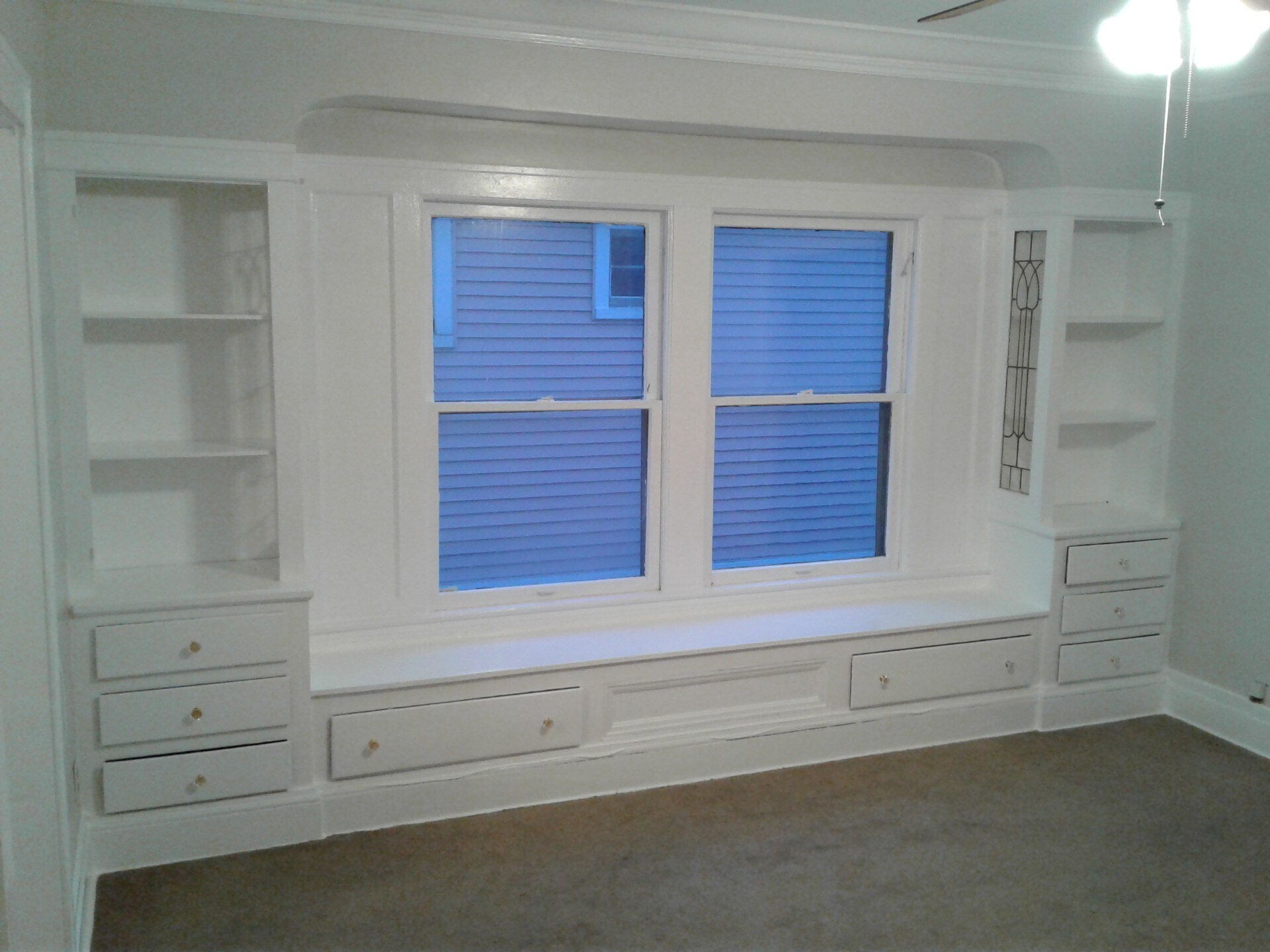 Building Photo - 1673 Victoria Ave