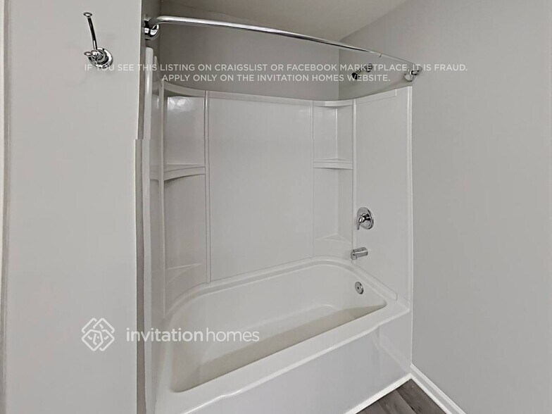 Building Photo - 33 Ponders Rd