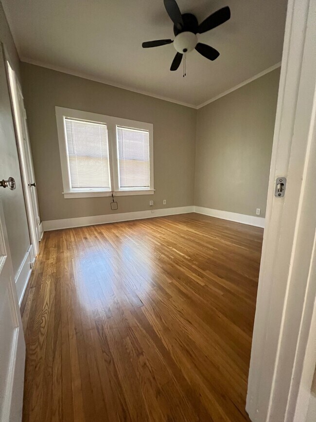 Bedroom entrance - 1642 La Fayette Rd