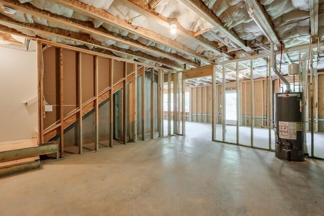Building Photo - 4688 Cantrell Rd