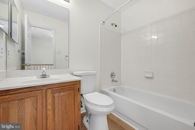 Building Photo - 2303 Massanutten Dr