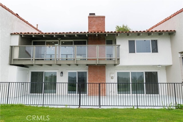 Building Photo - 633 Vista Bonita