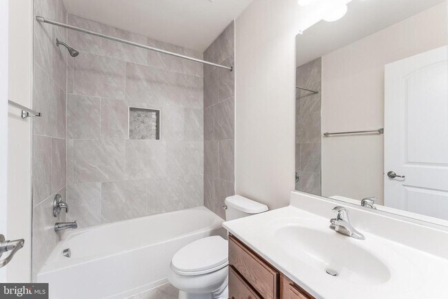 Building Photo - 25367 Wakestone Park Terrace