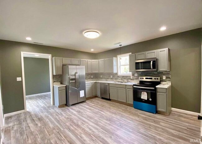 Building Photo - 2021 13th St