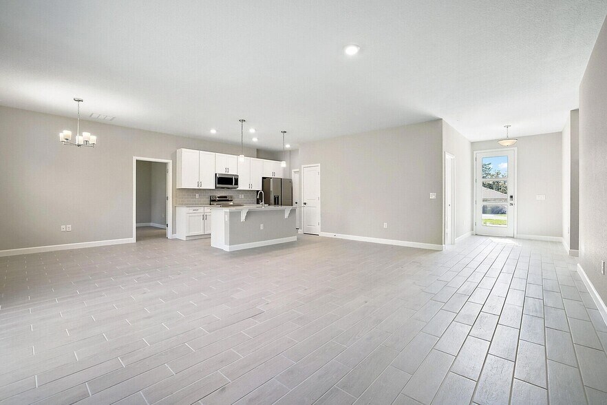 Open Interior View - 160 Dailey St SE