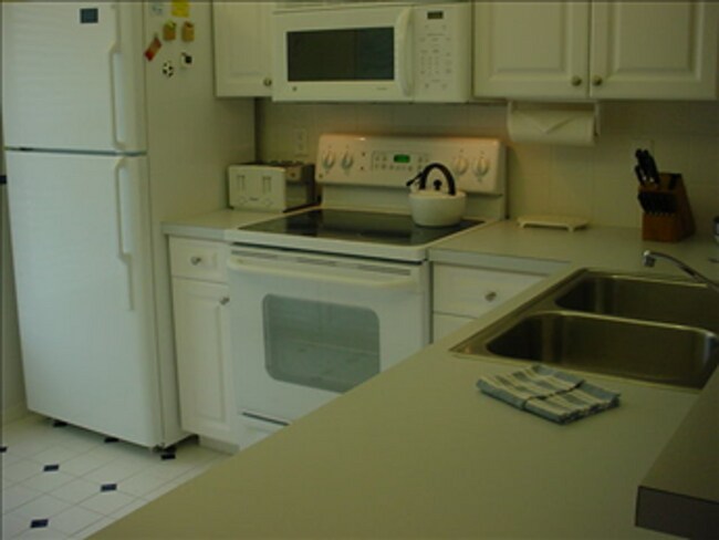 Building Photo - smoke house bay