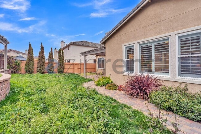 Building Photo - 3906 Glacier Ct