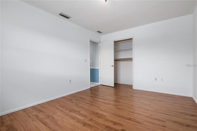 Building Photo - 133 1st Ave