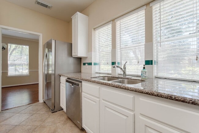 Building Photo - 4202 Cantrell Ct