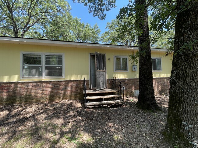 Building Photo - 289 Red Cedar Rd