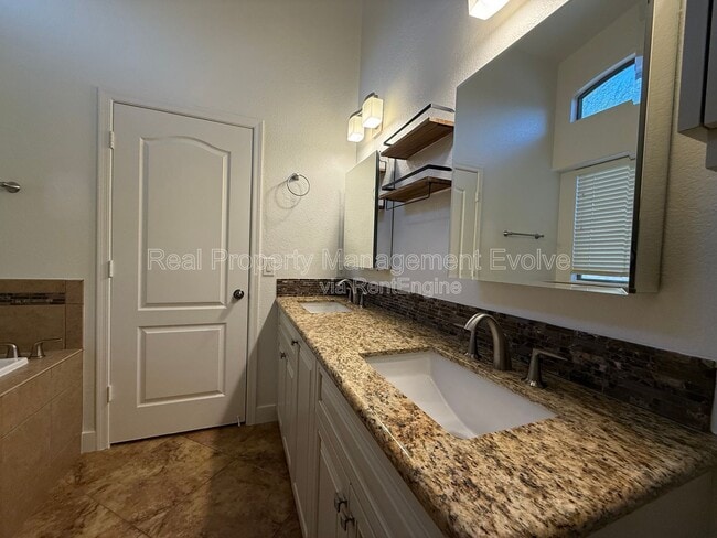 Building Photo - 28418 N 25th Ave