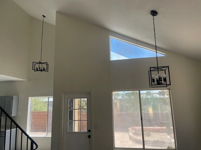 Building Photo - 3765 W Koshare Ln