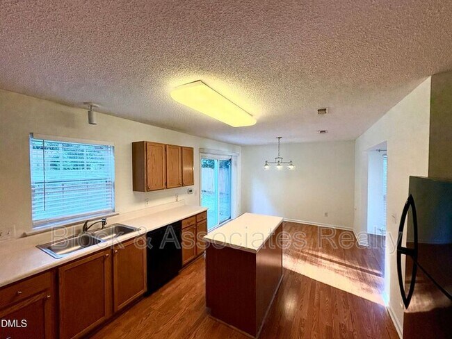 Building Photo - 5100 Cardinal Grove Blvd