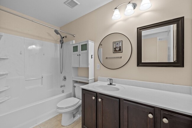 Building Photo - ***Beautiful Knightdale 4/2.5 W/ Private Pool***