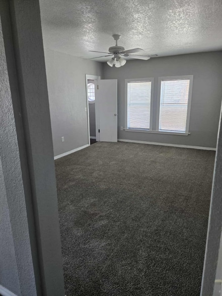 Building Photo - 409 Jackson St