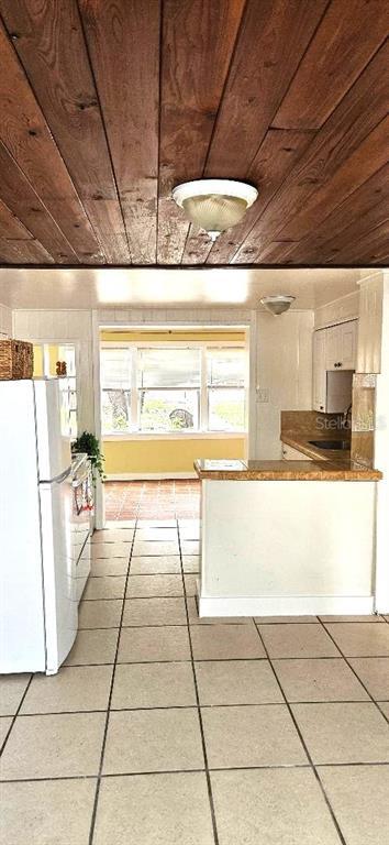 Building Photo - 2417 3rd Ave N