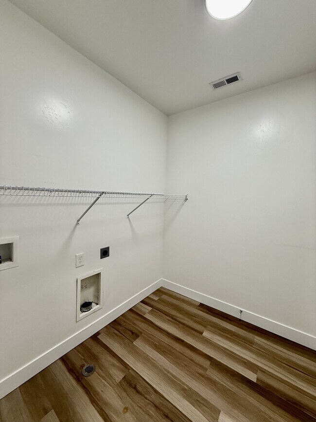 Building Photo - 1809 W Terra Vista Ln