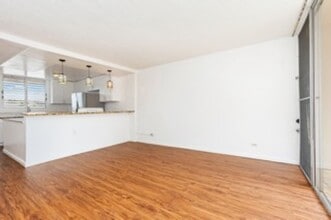 Building Photo - Move-In Ready Salt Lake Condo – Freshly Up...