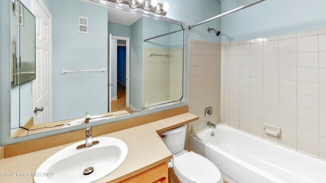 Building Photo - 225 S Tropical Trail