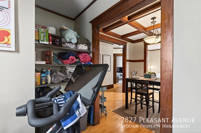 Building Photo - 2827 Pleasant Ave