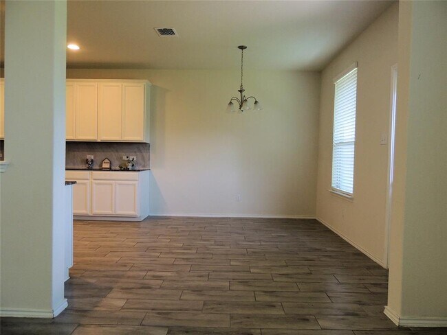 Building Photo - 241 Cascata Way
