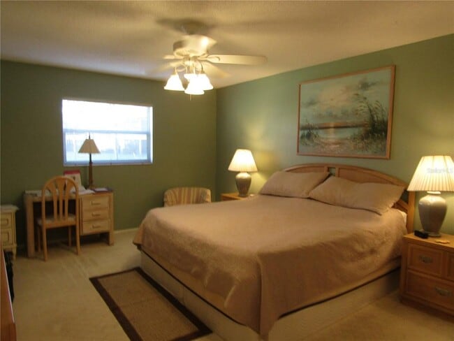 Building Photo - 255 Mission Trail S