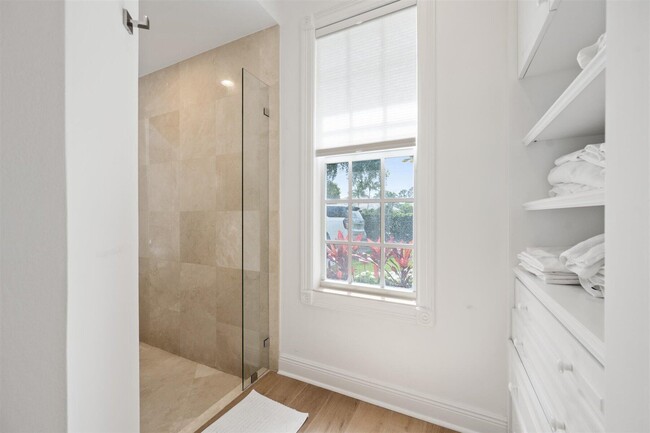 Building Photo - 2377 Golf Brook Dr